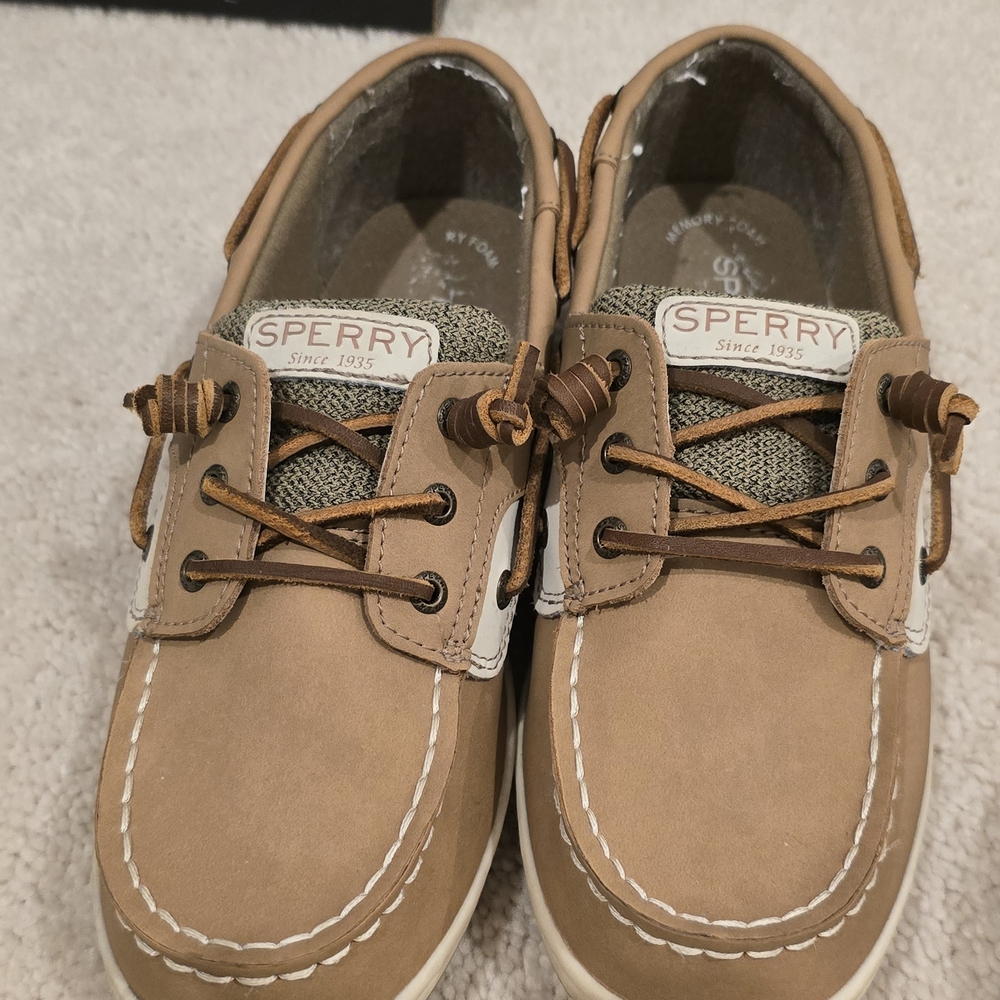 Sperry Tan Moccasin-Style Shoes with Nautical Design